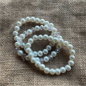 Glass Pearl bracelets stackable with crystals Lot of 3 Size 7 New elegant